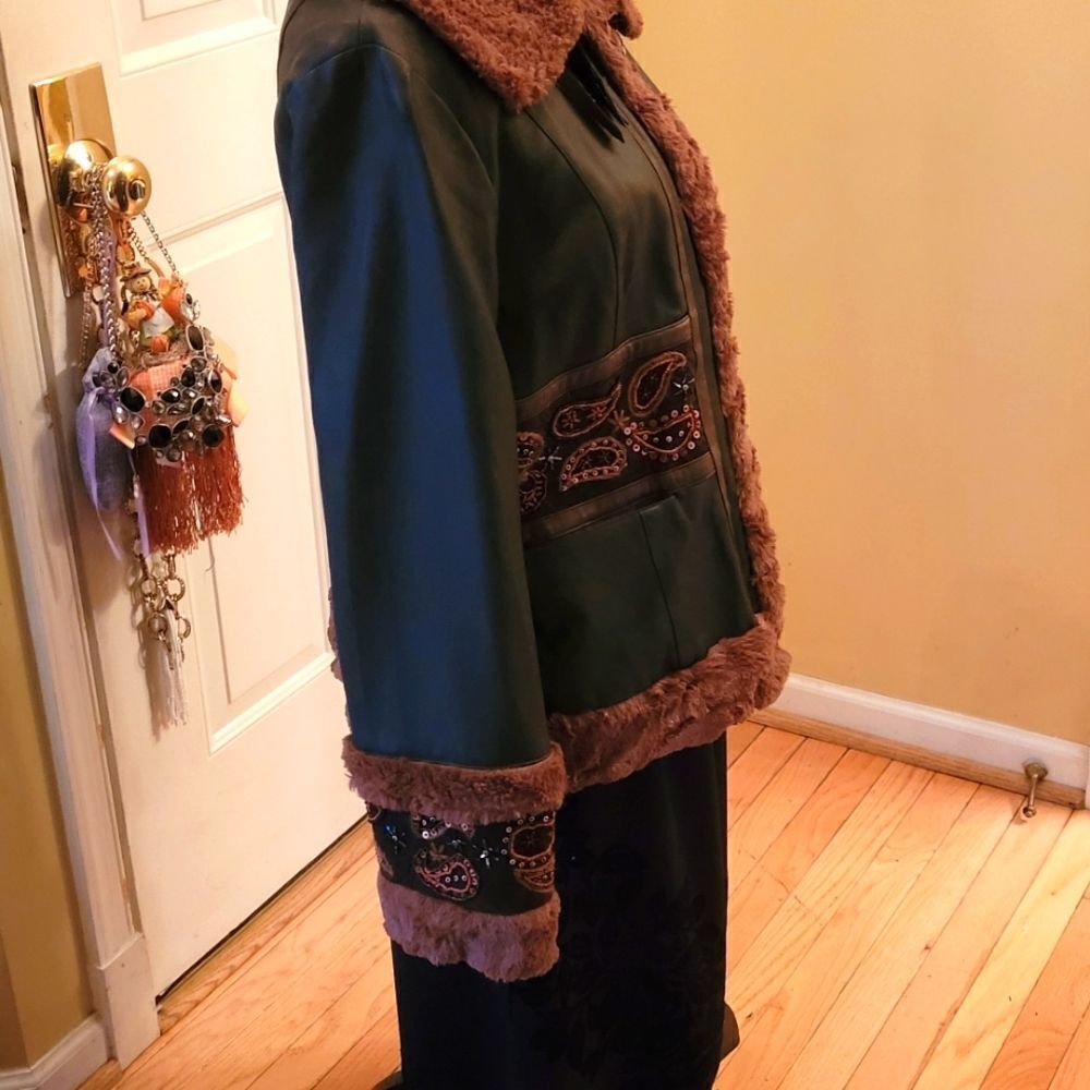 VINTAGE FAUX LEATHER EMBROIDERED JACKET - Picture 5 of 9